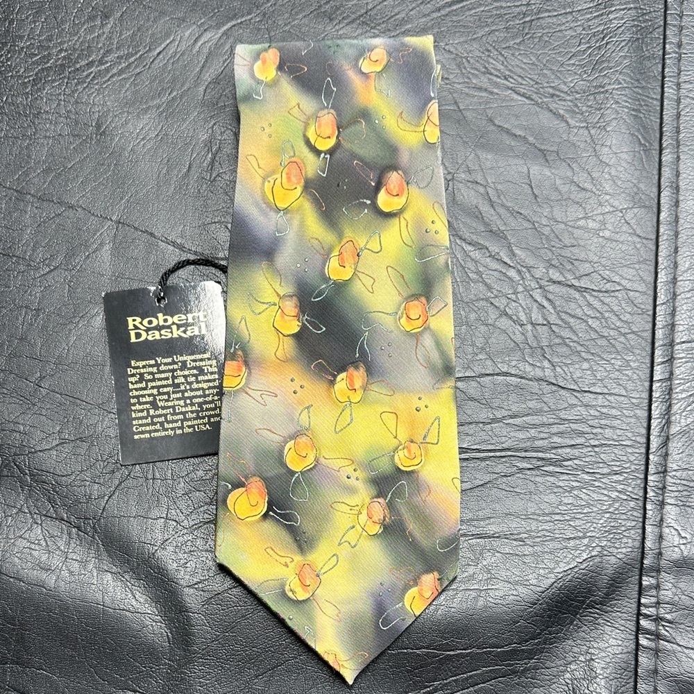 Robert Daskal Artistic Floral Tie